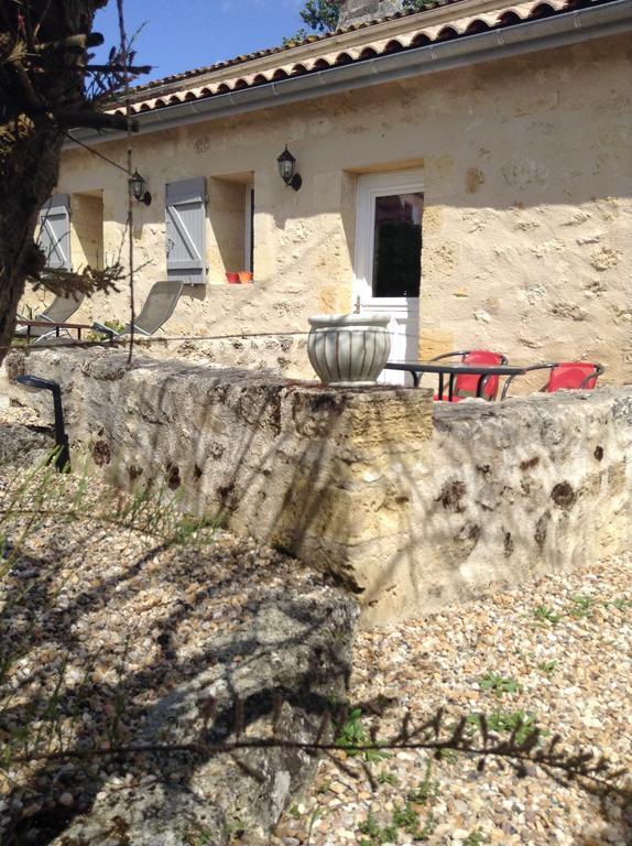 Chateau Nardou Otel Saint-Sulpice-et-Cameyrac Oda fotoğraf