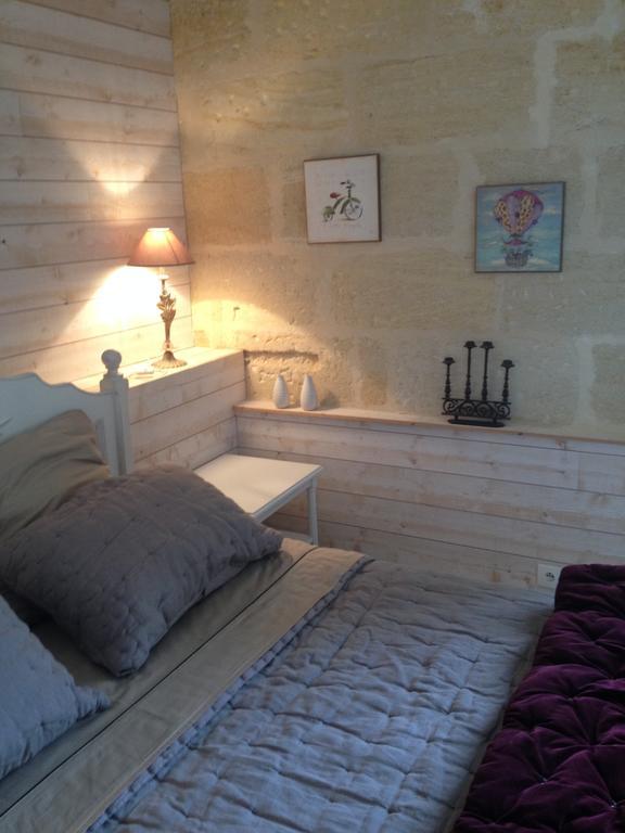 Chateau Nardou Otel Saint-Sulpice-et-Cameyrac Oda fotoğraf