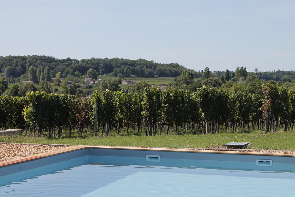 Chateau Nardou Otel Saint-Sulpice-et-Cameyrac Oda fotoğraf